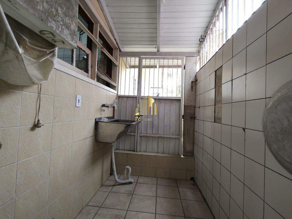 Casa, 3 quartos, 250 m² - Foto 4