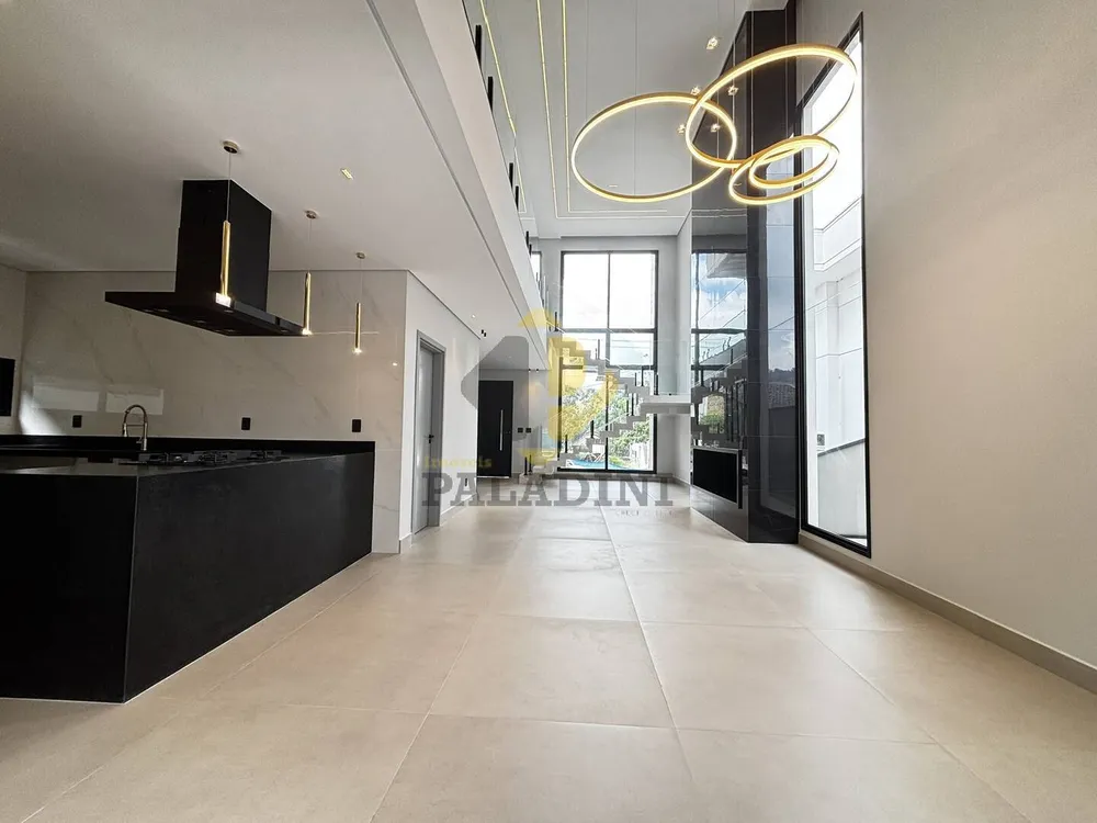 Casa, 4 quartos, 265 m² - Foto 2