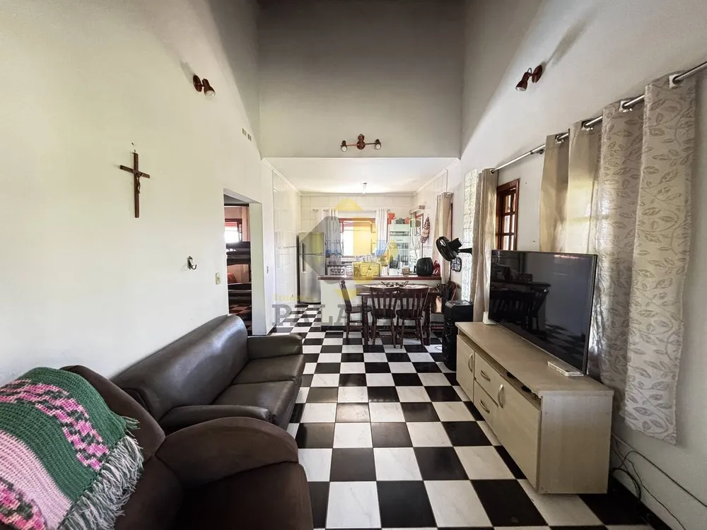 Chácara, 3 quartos, 1000 m² - Foto 4