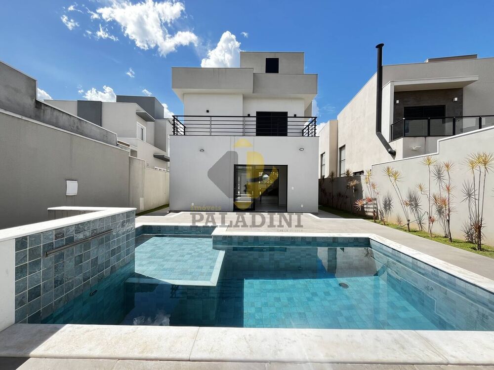 Casa à venda com 3 quartos, 220m² - Foto 2