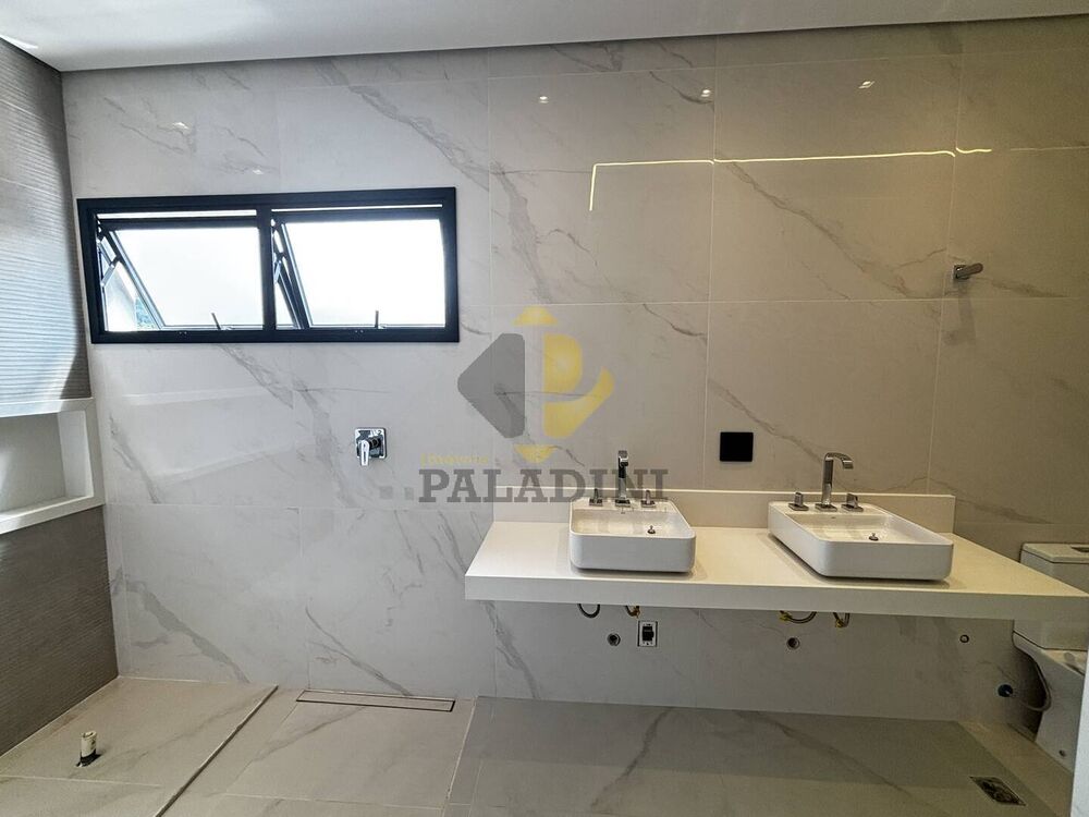 Casa à venda com 4 quartos, 265m² - Foto 18