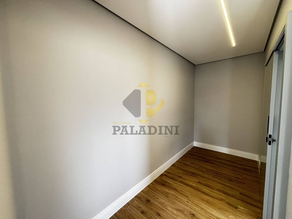 Casa à venda com 4 quartos, 265m² - Foto 17