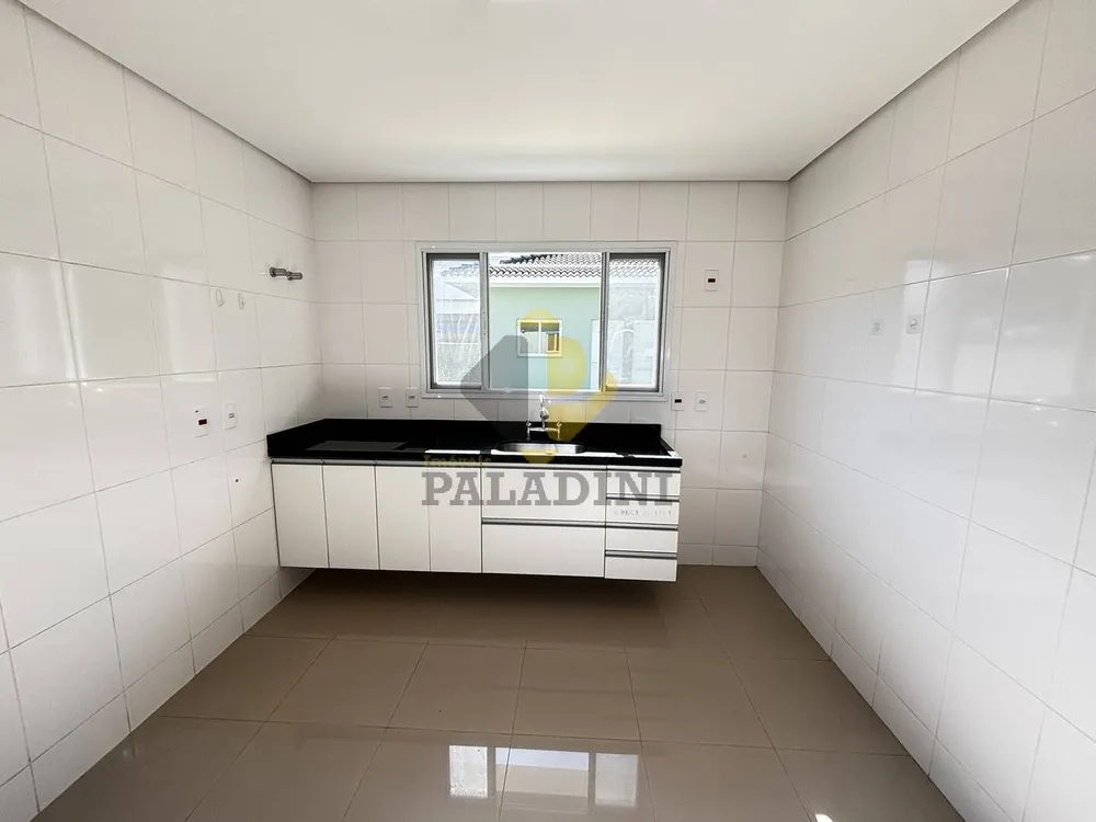 Casa, 3 quartos, 210 m² - Foto 3