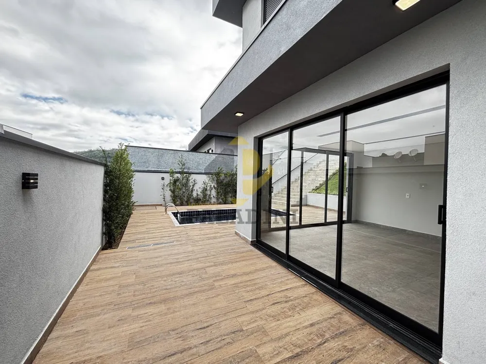 Casa, 4 quartos, 210 m² - Foto 10