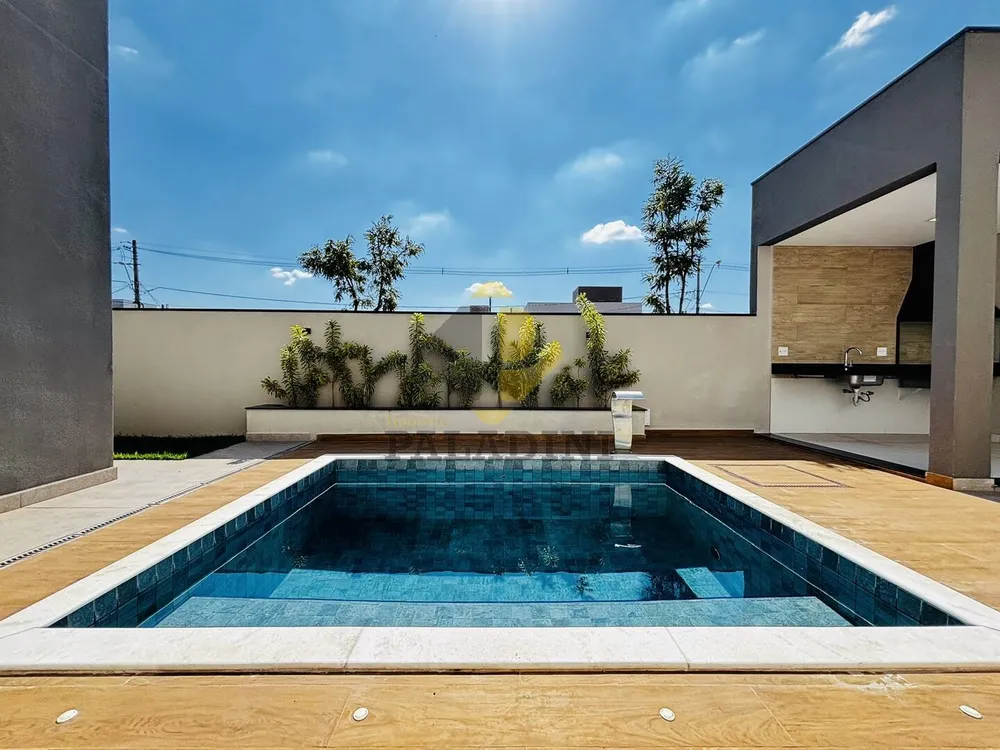 Casa, 3 quartos, 194 m² - Foto 1