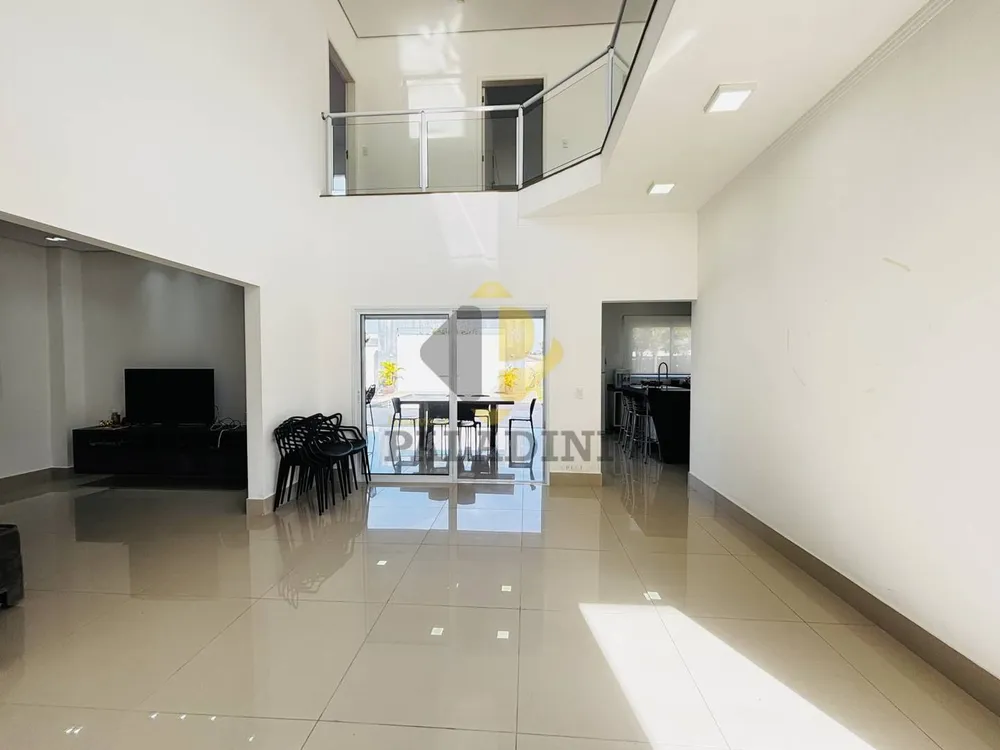 Casa, 3 quartos, 285 m² - Foto 9
