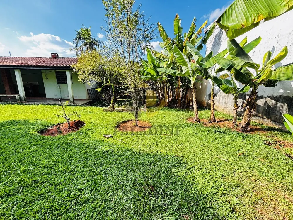 Chácara, 3 quartos, 820 m² - Foto 2
