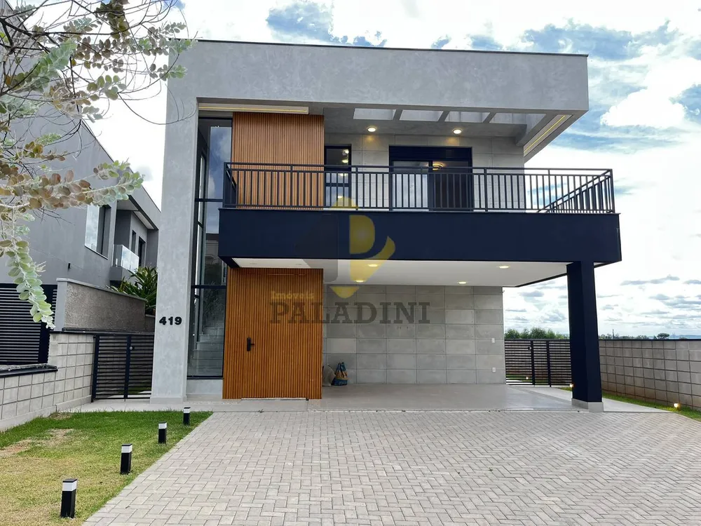 Casa, 4 quartos, 240 m² - Foto 1