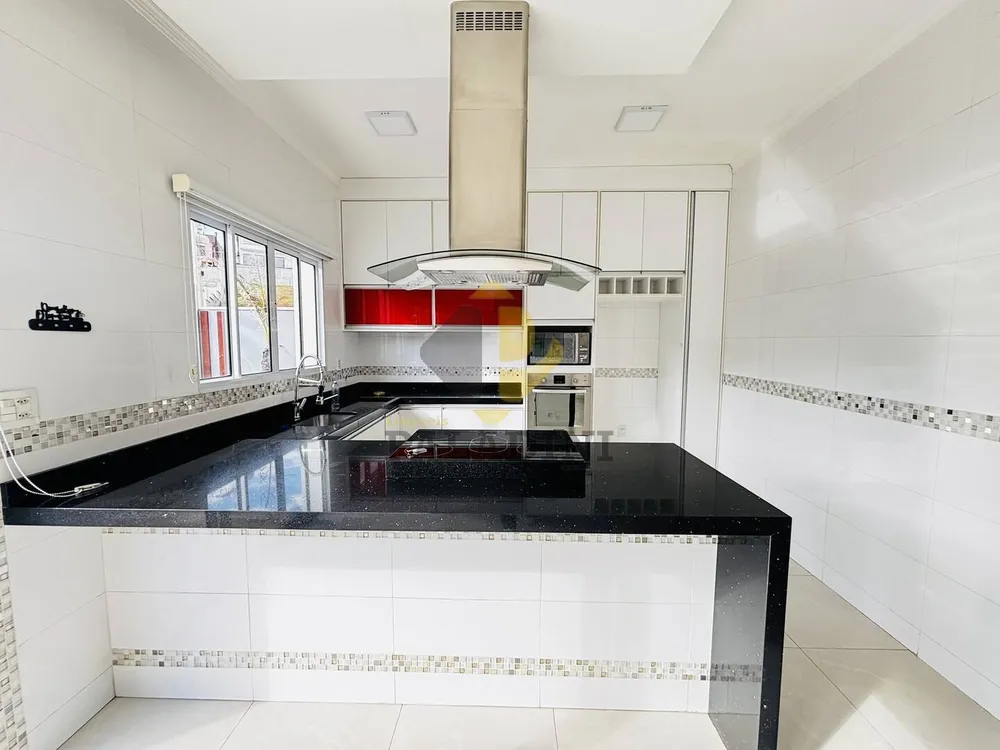 Casa, 3 quartos, 200 m² - Foto 8