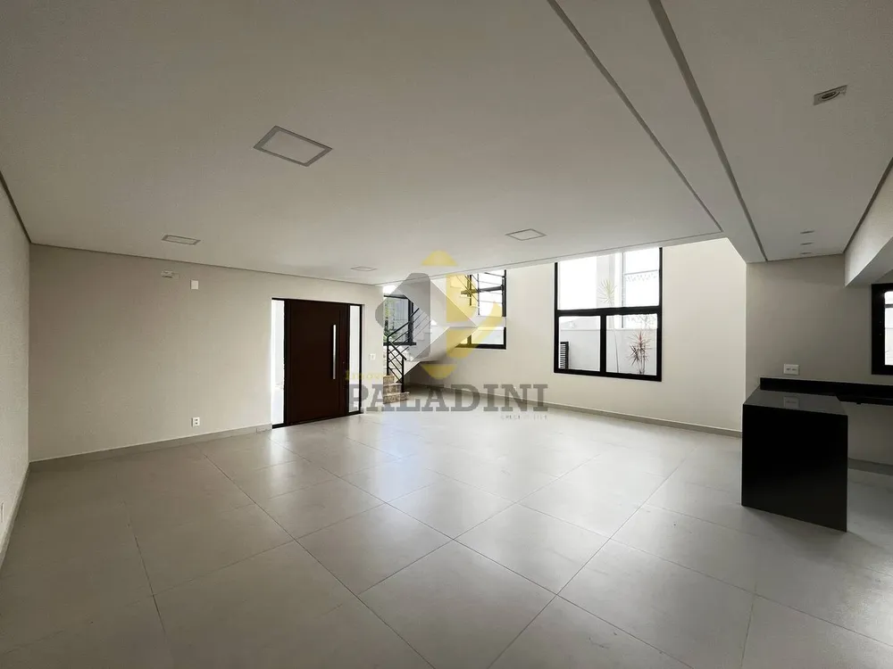 Casa, 3 quartos, 220 m² - Foto 6