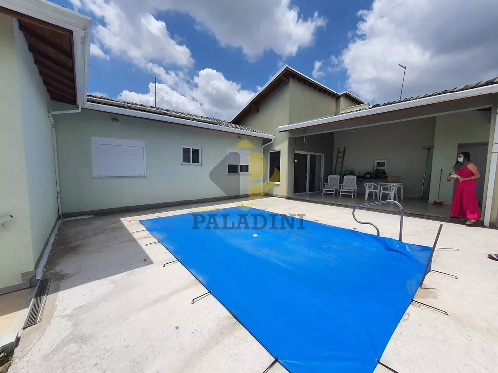 Casa de Condomínio à venda com 3 quartos, 250m² - Foto 4