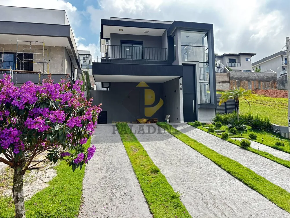 Casa, 3 quartos, 240 m² - Foto 1