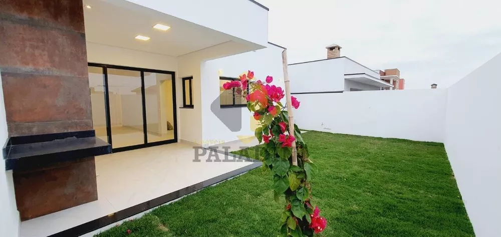 Casa à venda com 3 quartos, 170m² - Foto 1