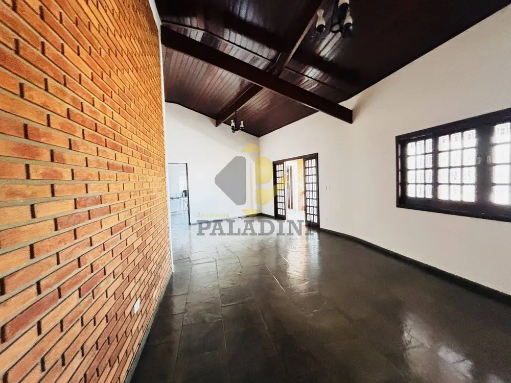 Chácara, 3 quartos, 1000 m² - Foto 3
