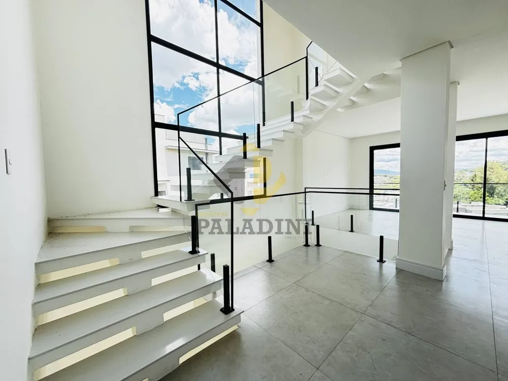 Casa, 4 quartos, 347 m² - Foto 2