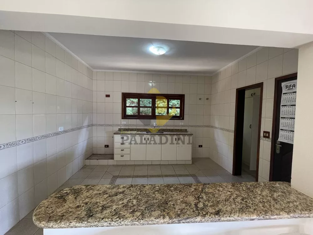 Casa de Condomínio à venda com 3 quartos, 300m² - Foto 4