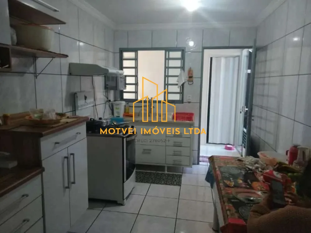 Casa, 3 quartos, 200 m² - Foto 13