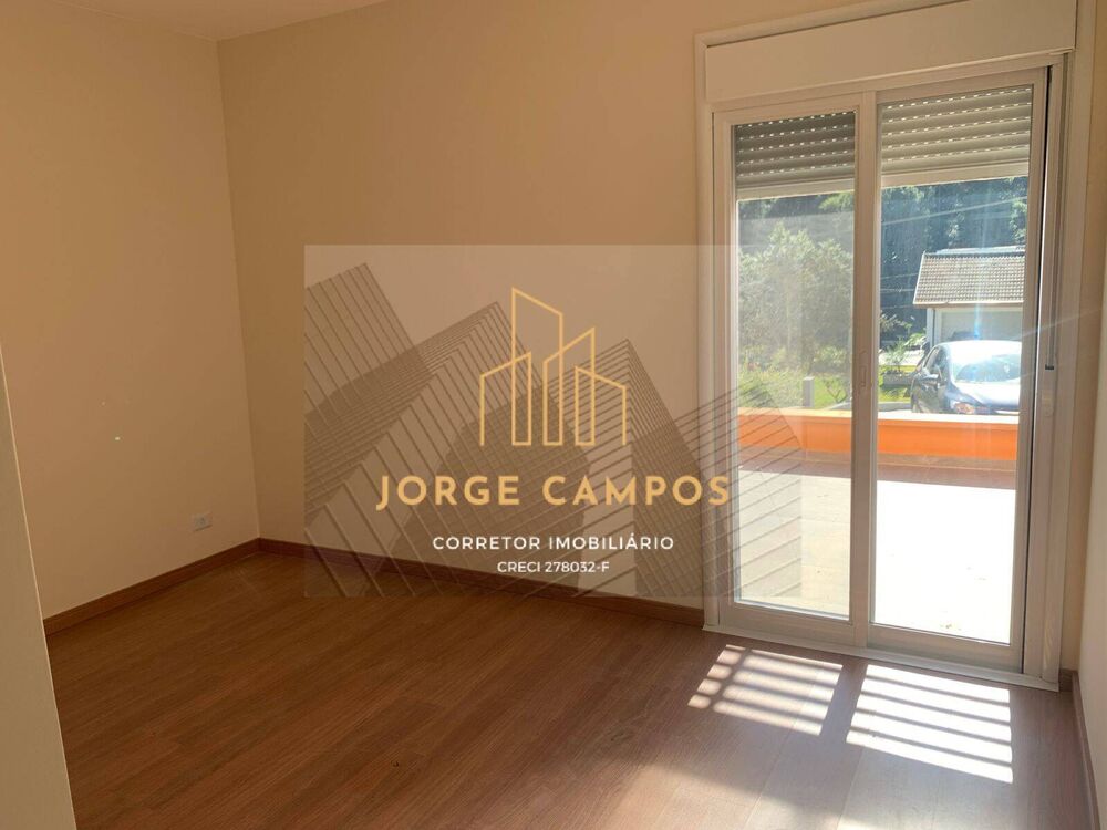 Casa de Condomínio à venda com 3 quartos, 200m² - Foto 4