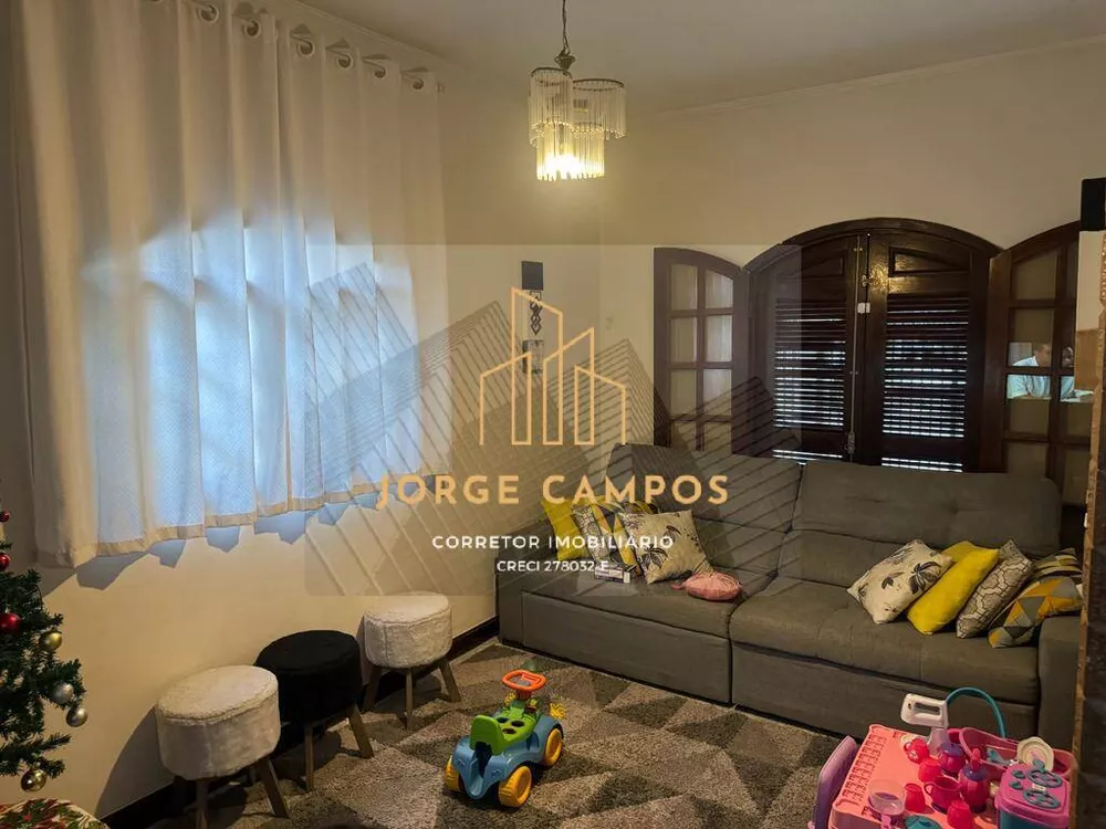 Casa à venda com 3 quartos, 110m² - Foto 1