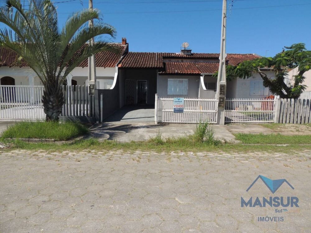 Casa à venda com 2 quartos, 59m² - Foto 1