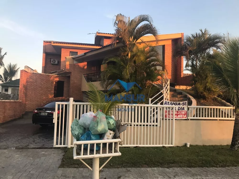 Casa, 5 quartos, 359 m² - Foto 1