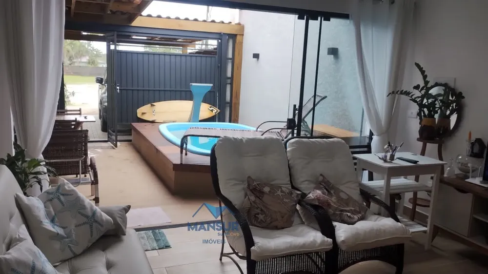 Casa, 2 quartos, 52 m² - Foto 1