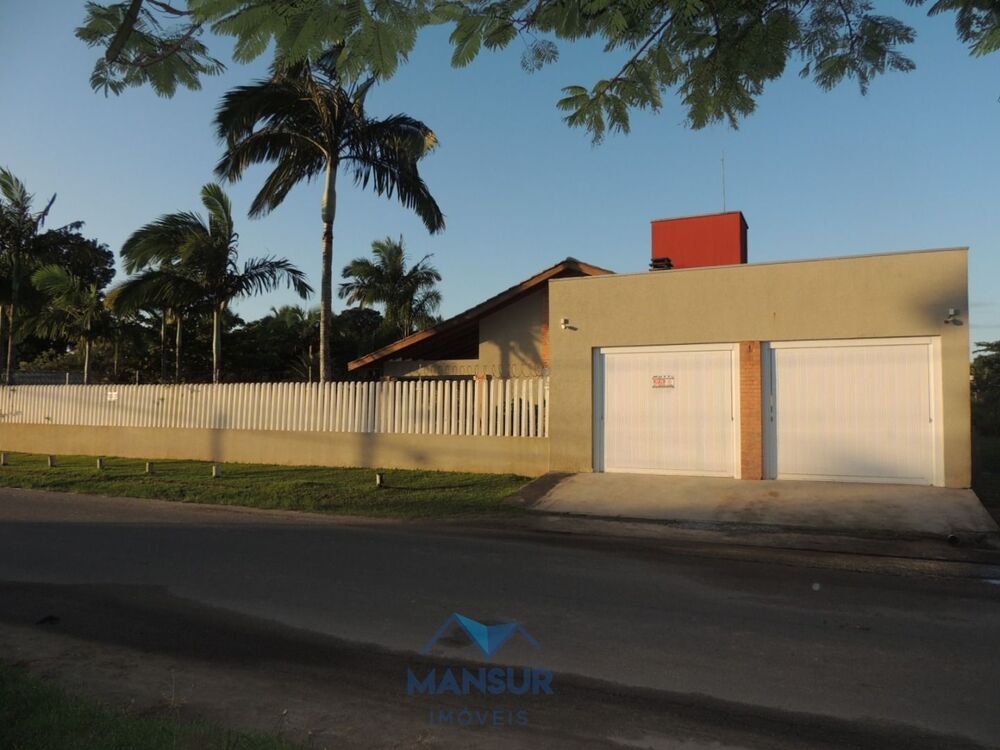 Casa, 3 quartos, 215 m² - Foto 3