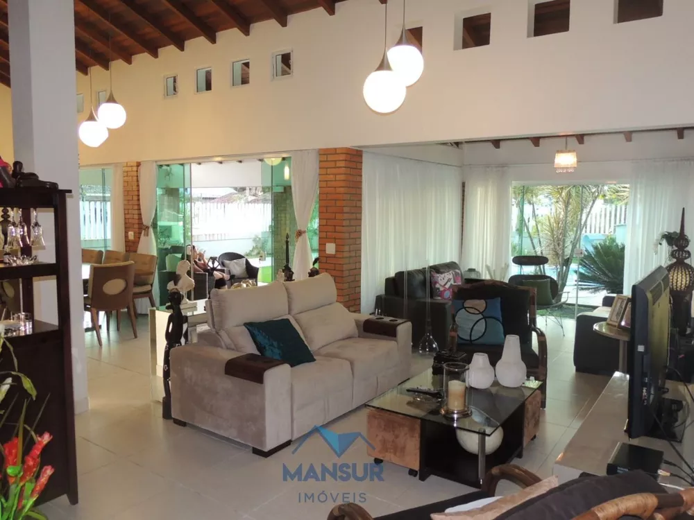 Casa, 3 quartos, 215 m² - Foto 6