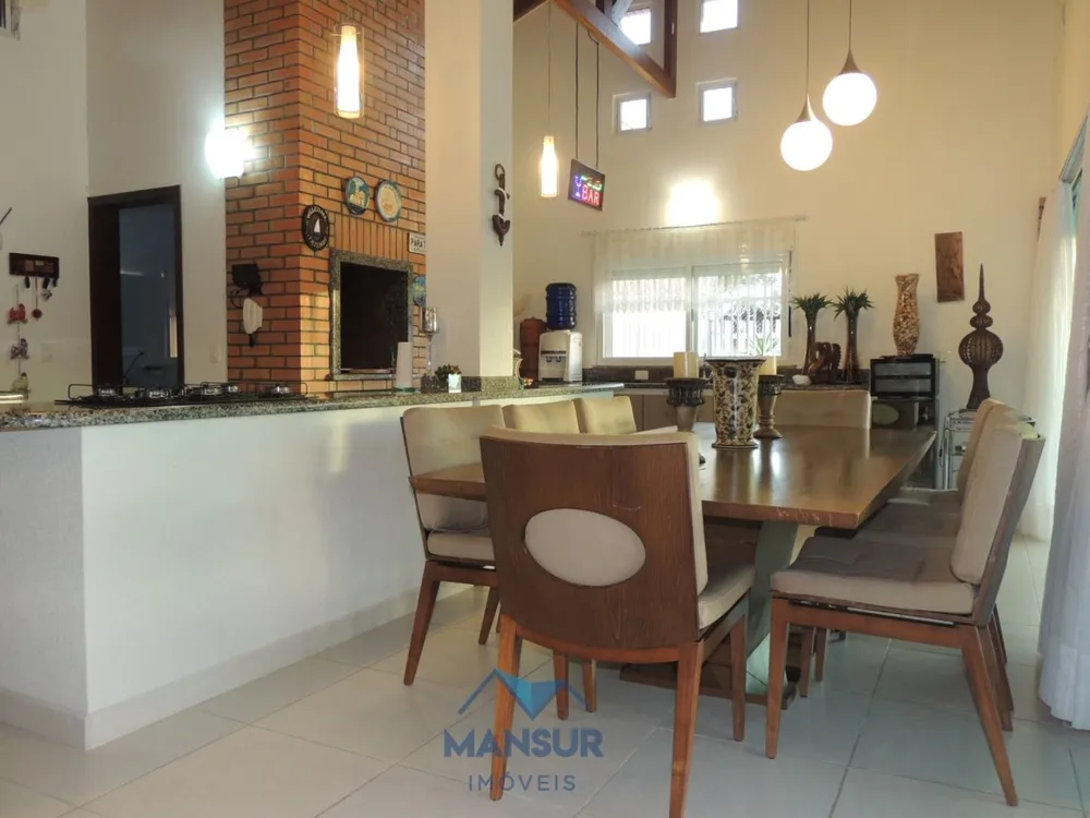 Casa, 3 quartos, 215 m² - Foto 16