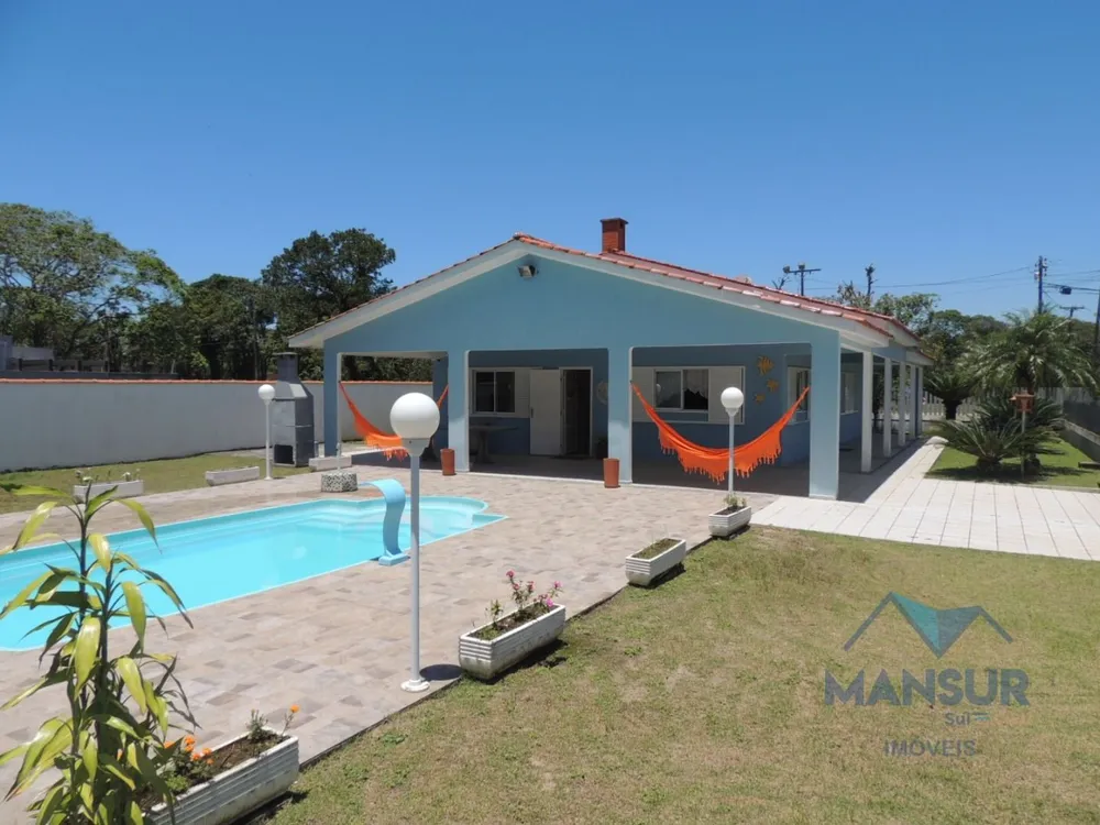 Casa, 4 quartos, 229 m² - Foto 1