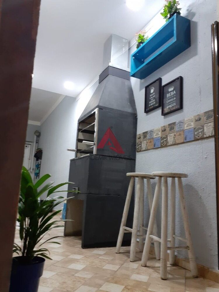 Casa à venda com 3 quartos, 126 - Foto 2