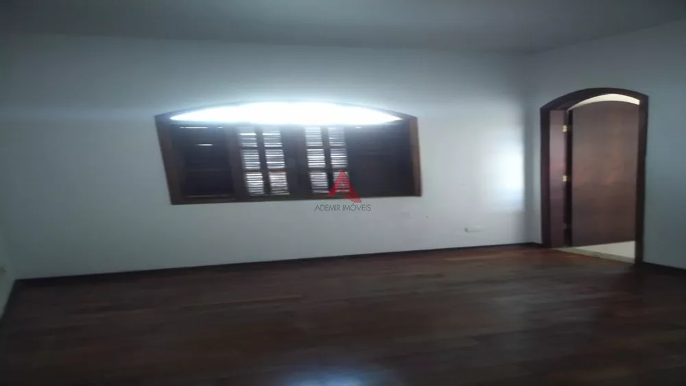 Casa à venda com 4 quartos, 227m² - Foto 10