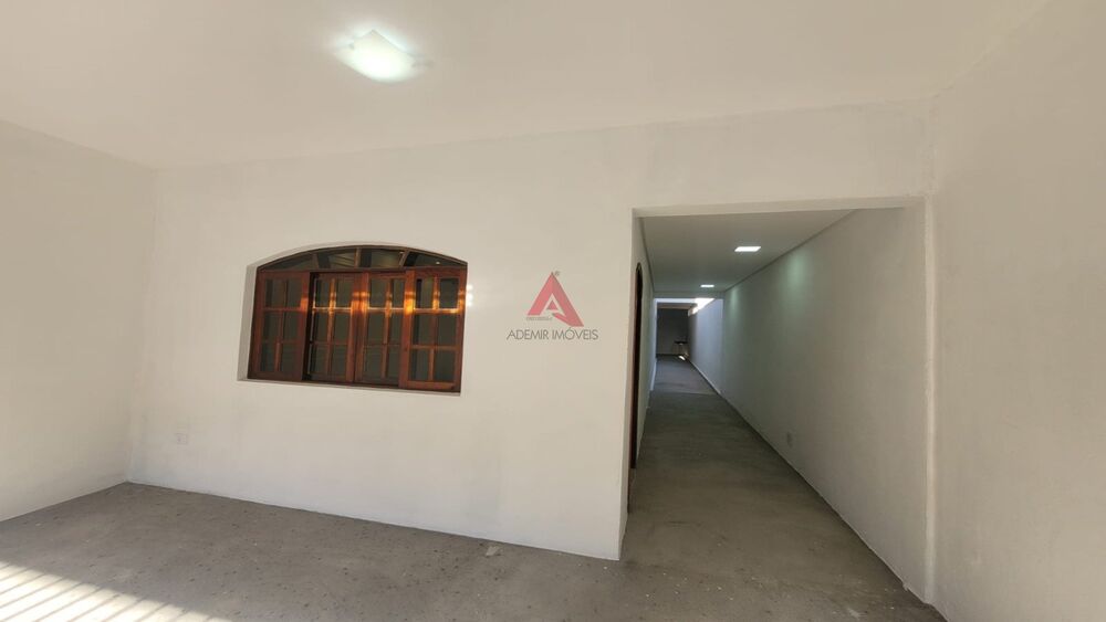 Casa à venda com 3 quartos, 202m² - Foto 8