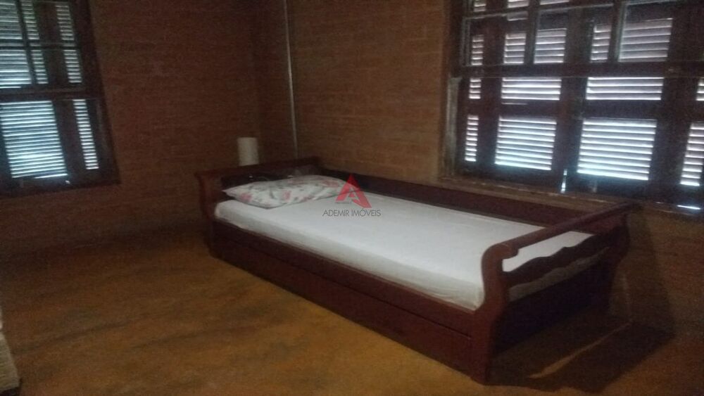 Casa, 3 quartos, 300 m² - Foto 16