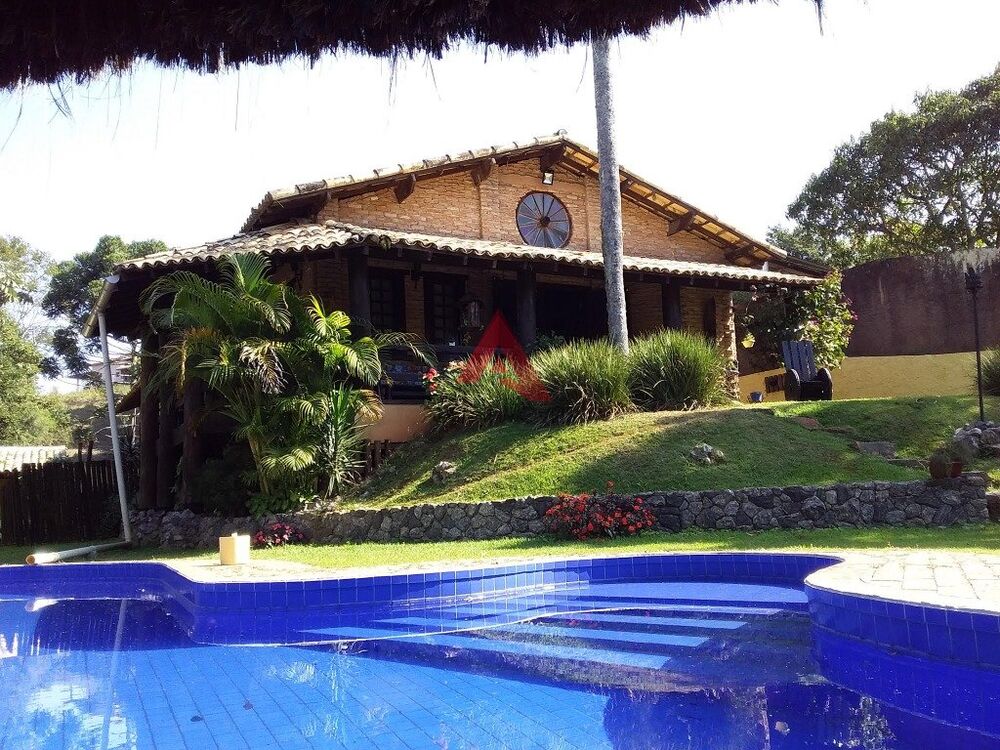 Chácara, 3 quartos, 4604 m² - Foto 1