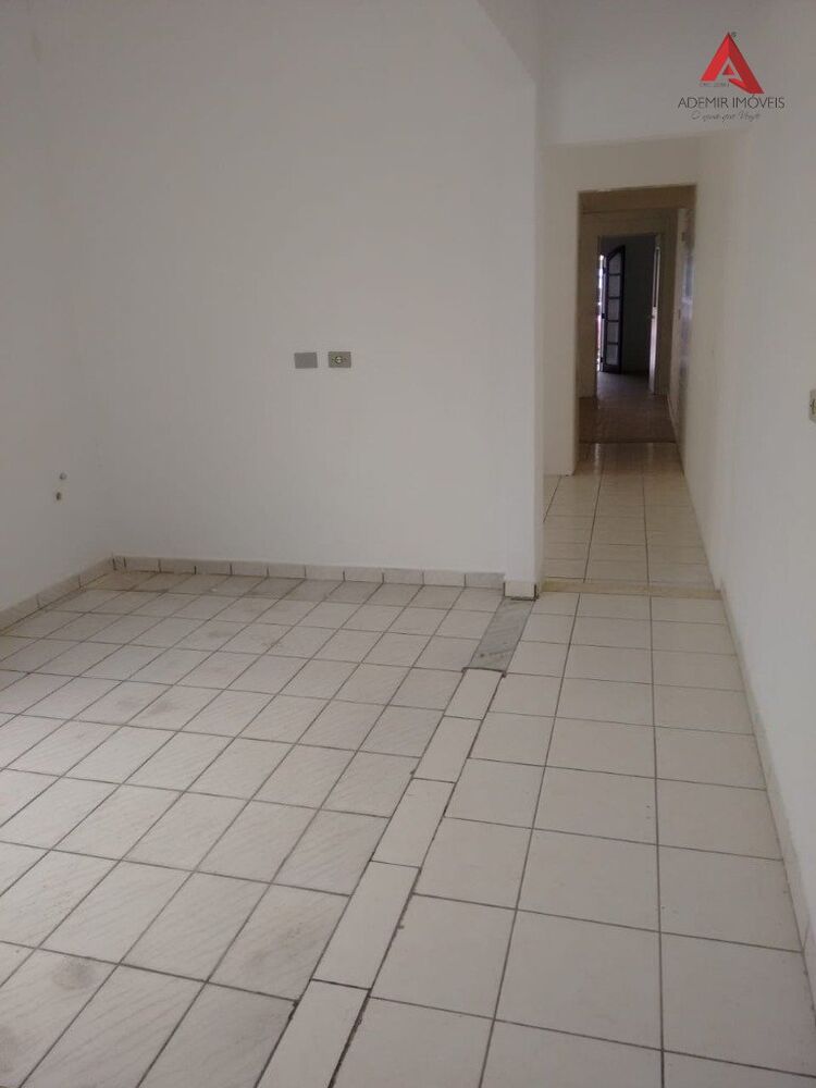 Casa à venda com 3 quartos, 120m² - Foto 7