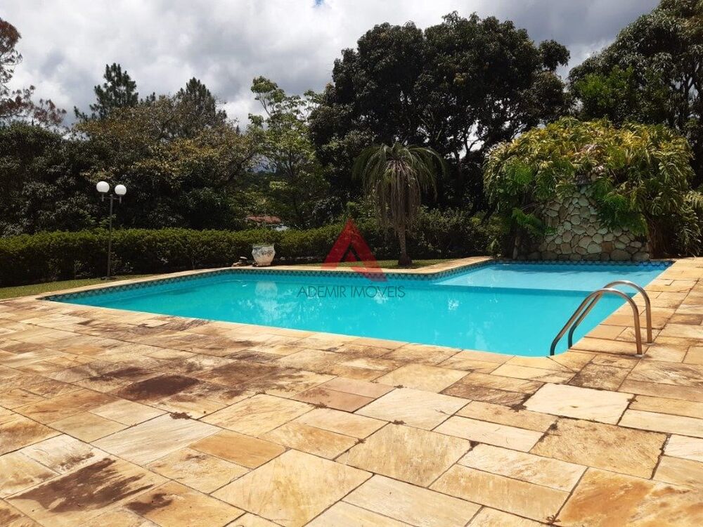 Chácara à venda com 4 quartos, 607m² - Foto 17