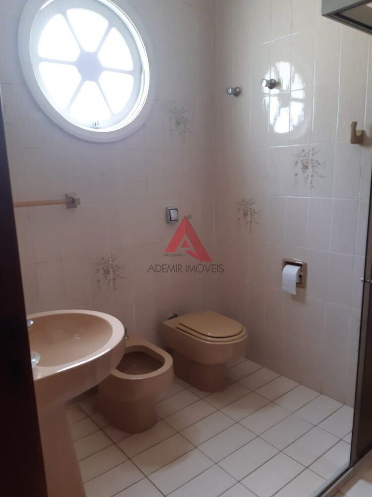 Chácara à venda com 4 quartos, 607m² - Foto 29