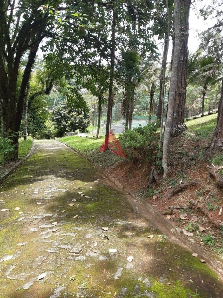 Chácara à venda com 4 quartos, 607m² - Foto 8