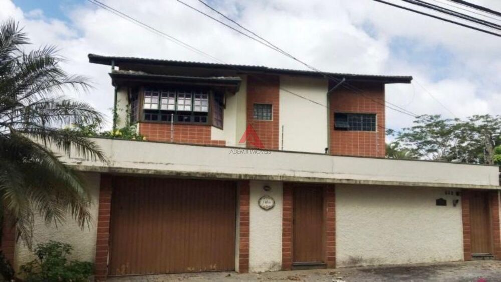 Casa, 3 quartos, 192 m² - Foto 1