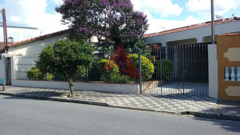 Casa, 3 quartos, 229 m² - Foto 2