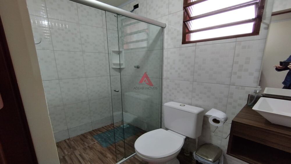 Casa para alugar com 3 quartos, 110m² - Foto 7