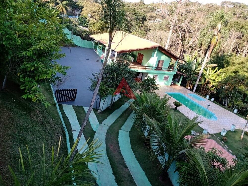 Chácara, 6 quartos, 2400 m² - Foto 4