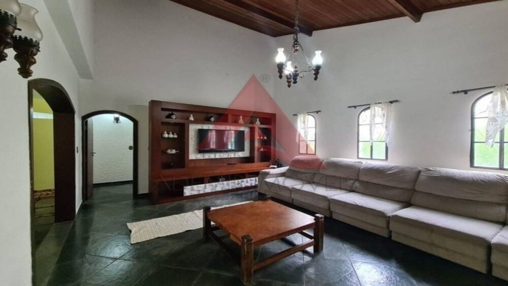 Chácara à venda com 5 quartos, 250m² - Foto 7