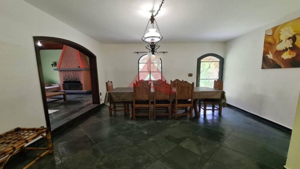 Chácara à venda com 5 quartos, 250m² - Foto 6