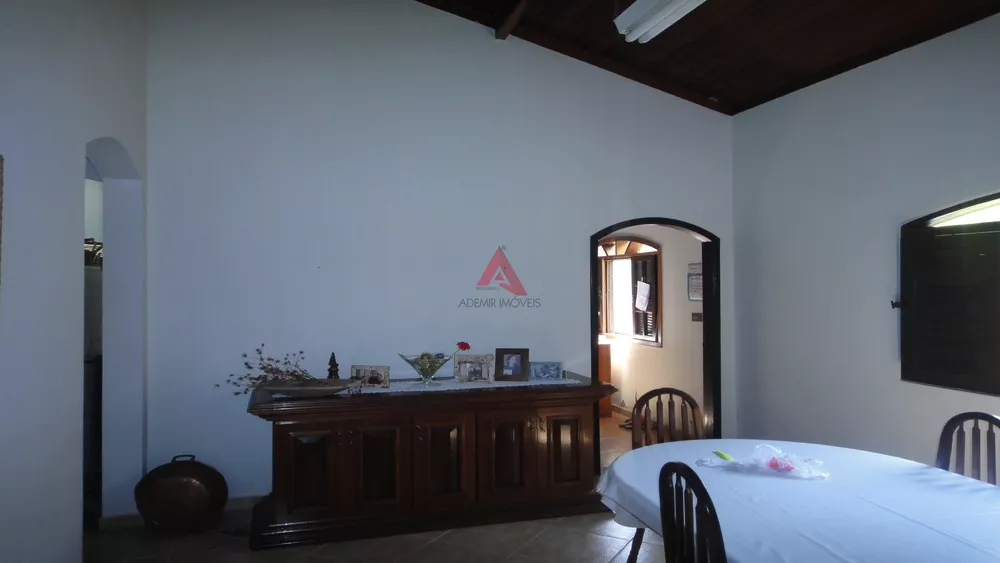 Sítio à venda com 3 quartos, 150m² - Foto 13