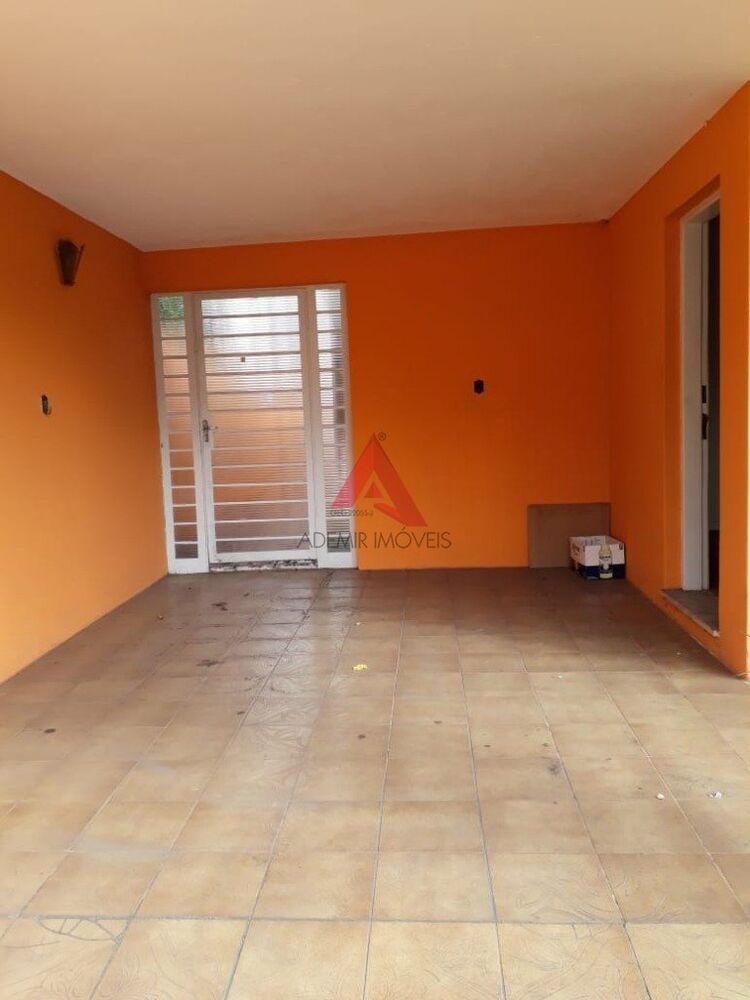 Casa, 3 quartos, 240 m² - Foto 2