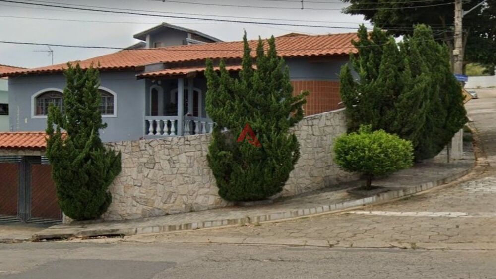 Casa, 3 quartos, 220 m² - Foto 1