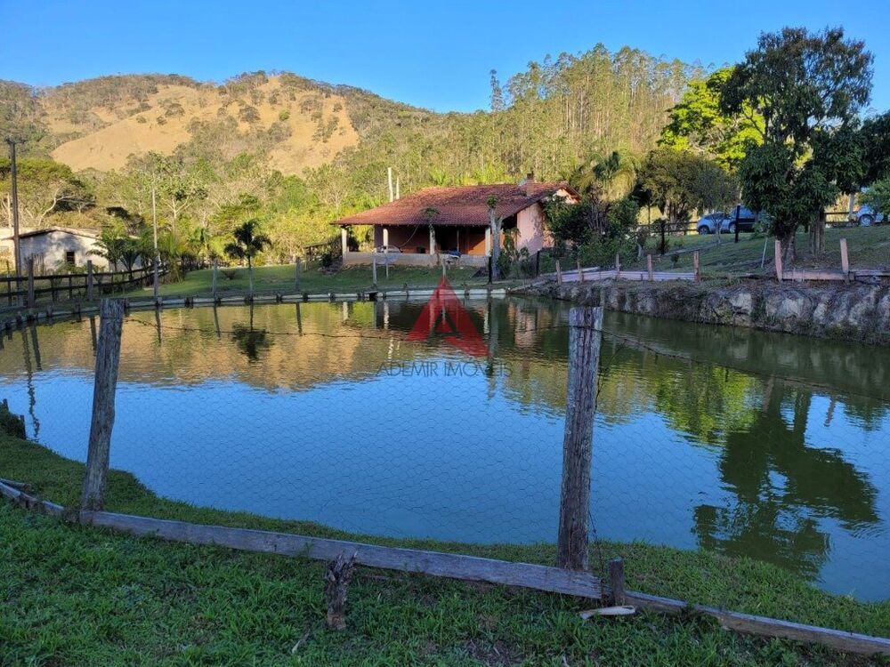 Sítio, 2 quartos, 4 hectares - Foto 1