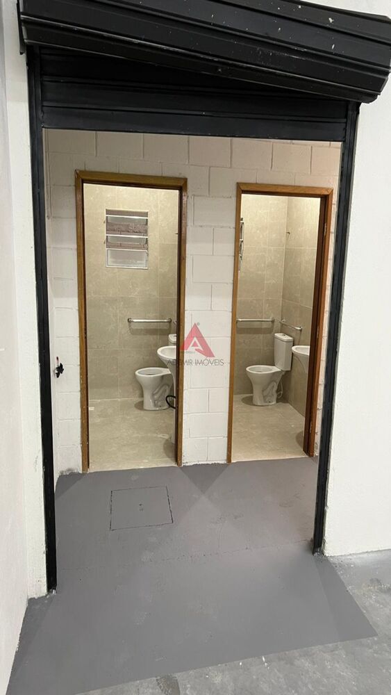 Depósito-Galpão, 250 m² - Foto 1